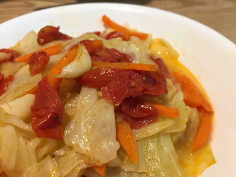 家常番茄高麗菜