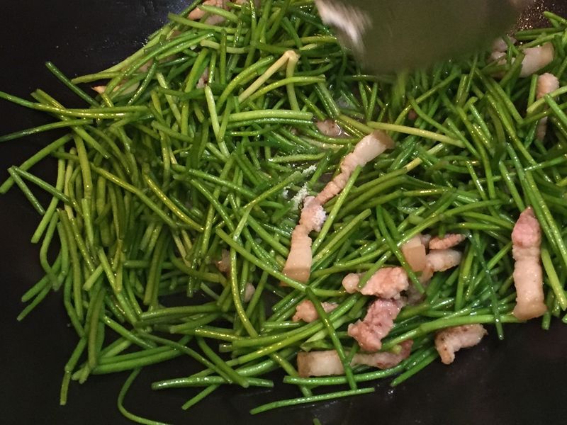 肉絲炒水蓮