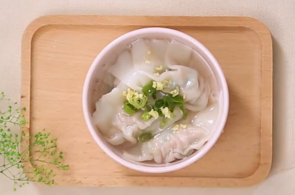 胡椒蔥肉水餃