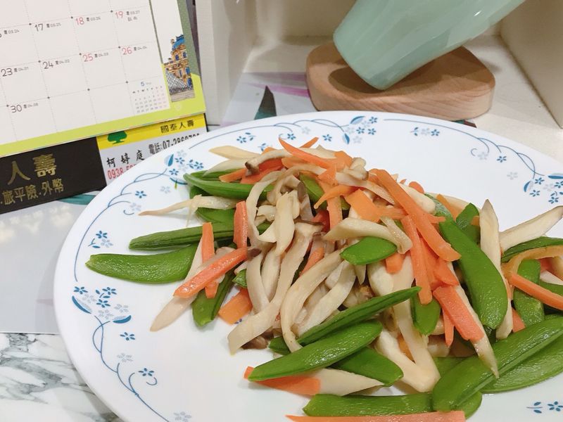 甜豆炒杏鮑菇