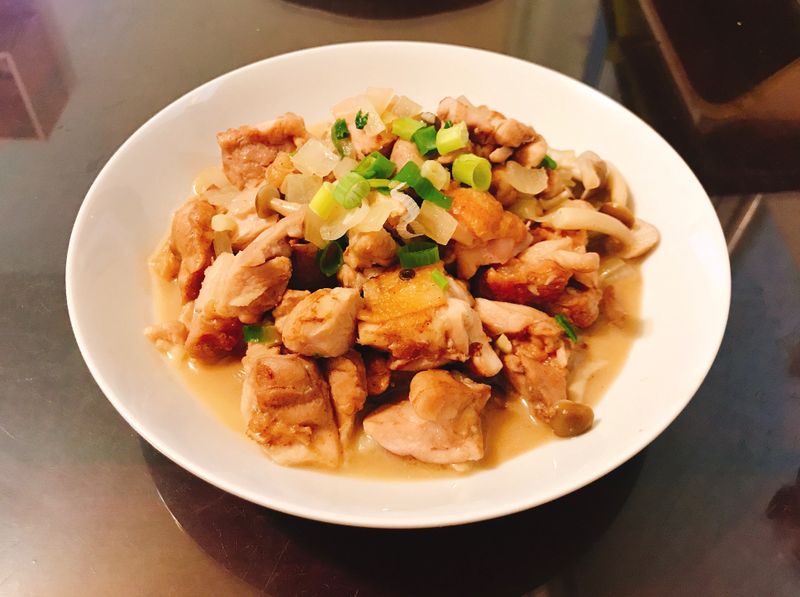 五香菇蔥燒雞肉