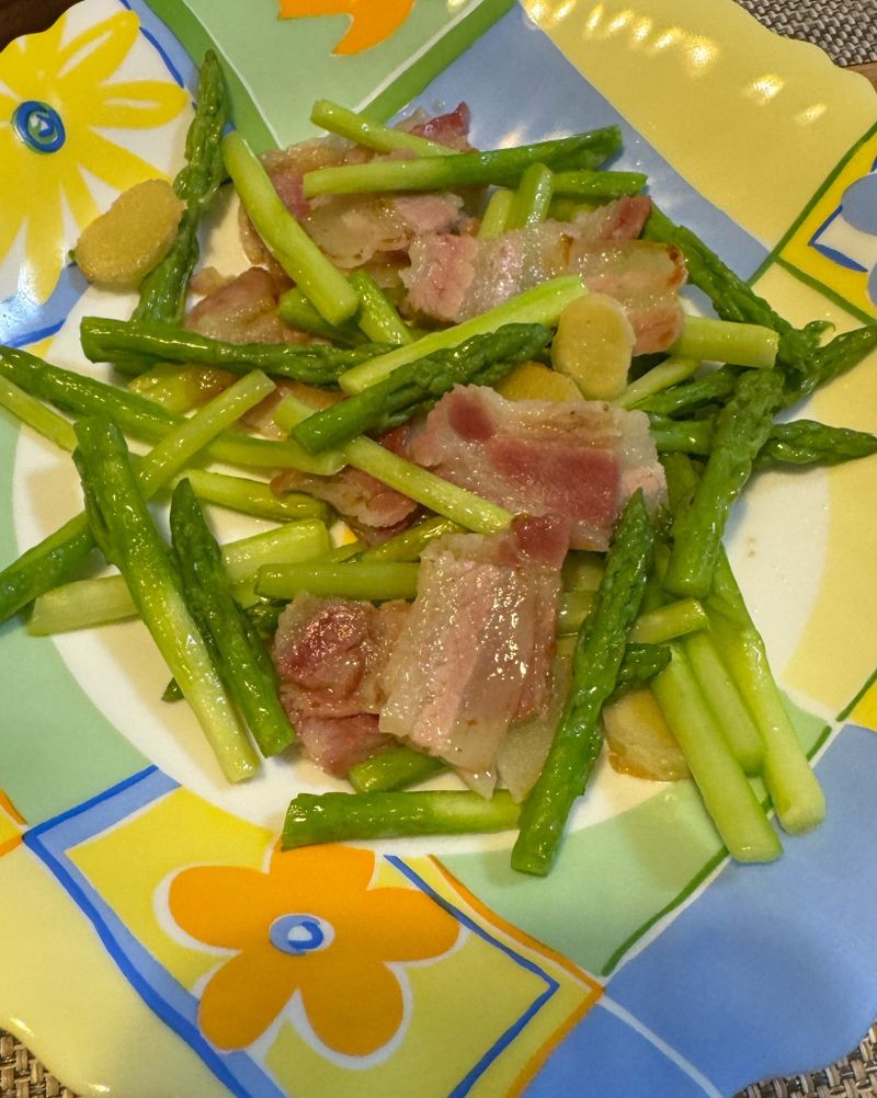 培根炒蘆筍