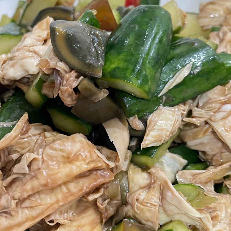 藍家小館-涼拌豆皮黃瓜+皮蛋