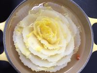 CDE鐵鍋內一朵花(上湯浸津白)