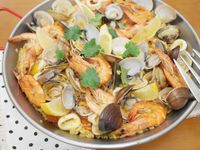 Paella西班牙海鮮飯~西式大鍋飯!!
