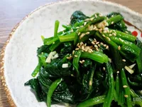 涼拌菠菜시금치나물