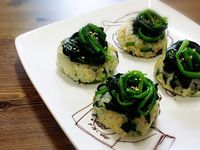 大醬菠菜拳頭飯된장시금치주먹밥