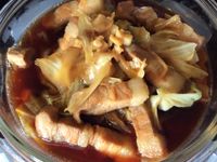 五花肉燉高麗菜