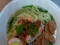 噴香肉躁担仔麵