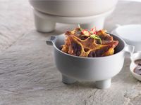 蒜香牛尾煲