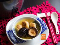 Mimi♥黃金香菇雞湯【電鍋料理】