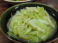 肉醬炒洋蔥高麗菜