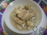 ◆ Ivy開心廚房◆ 四神排骨腸子湯