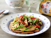 咖哩芹菜炒豆乾 『牛頭牌咖哩新食代』