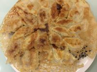 全手工冰花起司豬肉煎餃