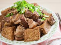 油豆腐燒肉@美麗人妻Selina Wu