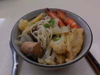 茄汁虱目魚海鮮麵