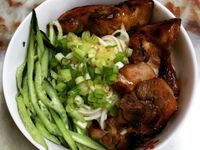 蔥燒雞腿麵