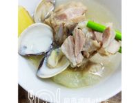 軟嫩的排骨黃瓜蛤蜊湯