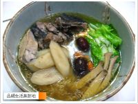 品靚上菜-秋末溫補雞湯