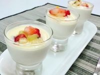 杏仁風味奶酪佐蛋黃醬