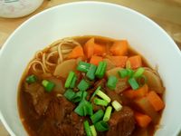 電鍋牛肉麵