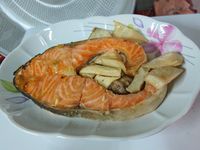 味噌烤鮭魚佐杏鮑菇