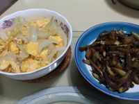 客家餐桌：豆豉炒芋梗&洋蔥炒蛋