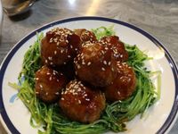 易上手料理的「茄汁小肉丸」