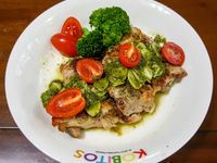 青醬佐迷迭香雞腿