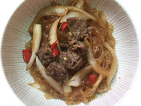 洋蔥牛肉炒寬冬粉
