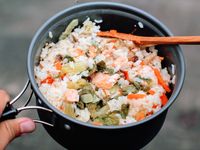 春鮭蔬菜野炊飯