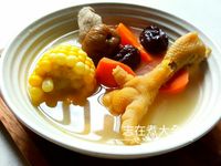 簡易入門粟米紅蘿蔔雞腳湯
