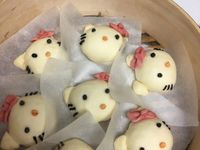 Kitty鮮奶豆沙包