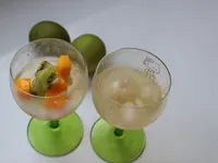白酒荔枝果凍