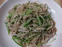 かにの涼拌雞絲（年節菜變身）