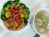 〔健康美味〕排骨二吃：無油煙糖醋、菜心湯