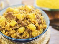 黄金土豆牛肉焖饭