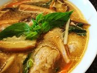 沙茶魷魚肉羹湯