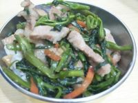 肉絲炒空心菜