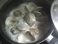 蒜香白酒牛奶蛤