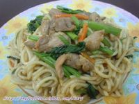 沙茶鴨肉炒麵