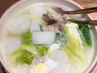 簡單又健康『蘿蔔排骨幼仔湯麵』