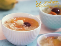 銀耳蓮子湯