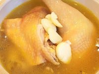 蒜頭雞湯