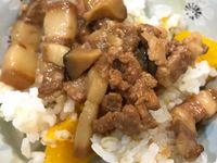 手切滷香香滷肉飯