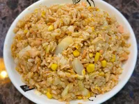 鮭魚炒飯