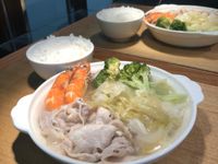 酸菜白肉鍋