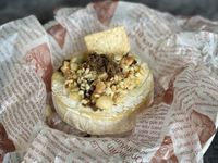 松露料理 <起司> 黑松露烤布里起司