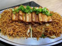 扣肉炒米粉